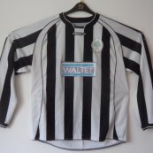 Home football shirt 2006 - 2011