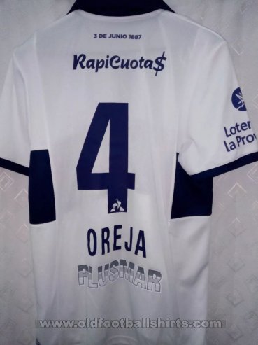 Gimnasia y Esgrima Home football shirt 2017