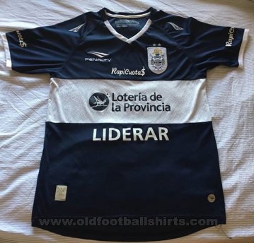 Gimnasia y Esgrima Away football shirt 2016