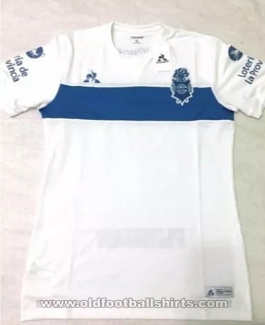 Gimnasia y Esgrima Home football shirt 2018