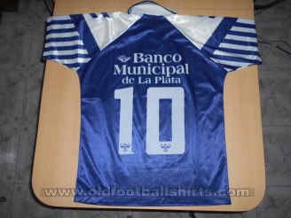 Gimnasia y Esgrima Away football shirt 1996