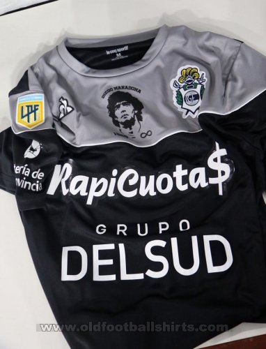 Gimnasia y Esgrima Special football shirt 2020