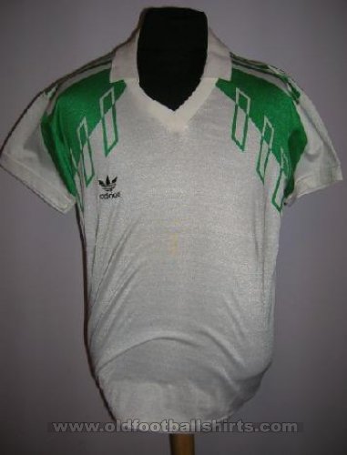 Nueva Chicago Away football shirt 1991 - 1993