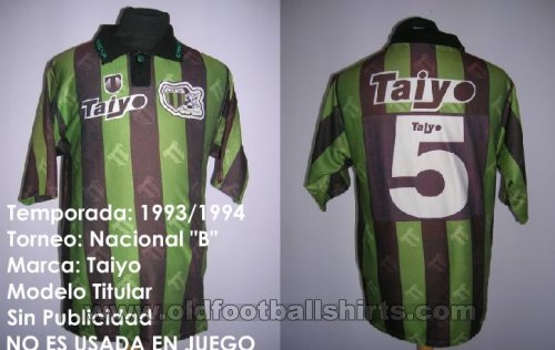 Nueva Chicago Home football shirt 1994 - 1995
