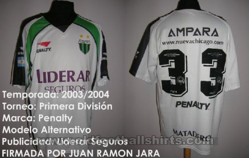 Nueva Chicago Away football shirt 2003 - 2004