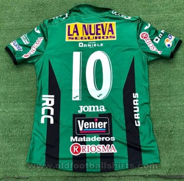 Nueva Chicago Home football shirt 2015