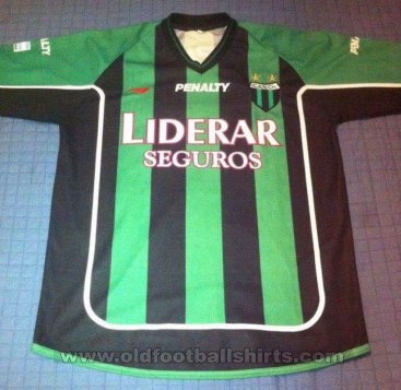 Nueva Chicago Home football shirt 2002 - 2003