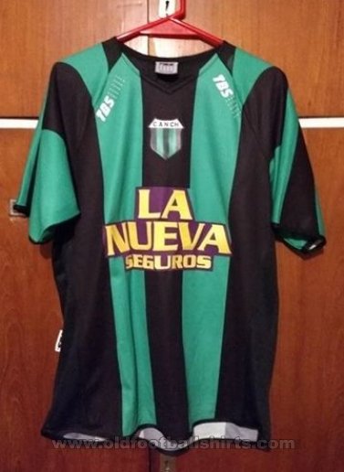 Nueva Chicago Home football shirt 2005 - 2006