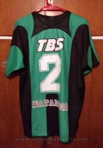 Nueva Chicago Home football shirt 2005 - 2006