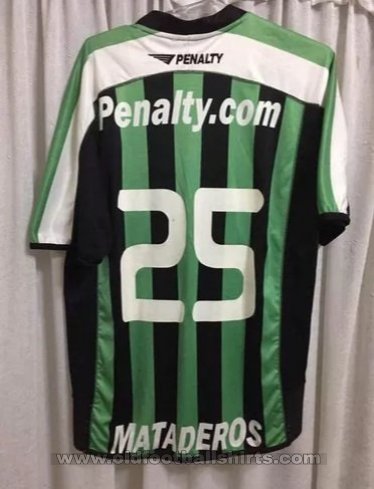 Nueva Chicago Home football shirt 2005