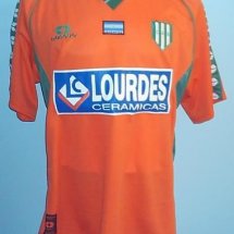 Banfield Home camisa de futebol 2004 sponsored by Lourdes Ceramicas