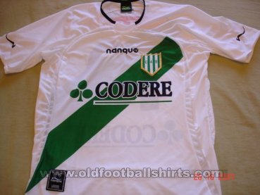 Banfield Home football shirt 2002