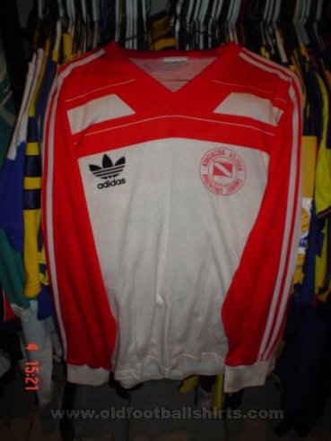 Argentinos Juniors Home football shirt 1988 - 1989