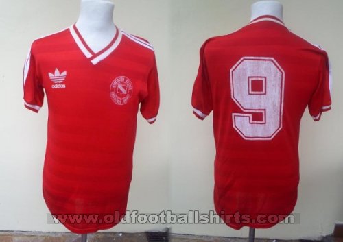 Argentinos Juniors Home football shirt 1987 - 1988