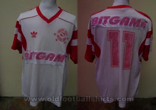 Argentinos Juniors Away football shirt 1994