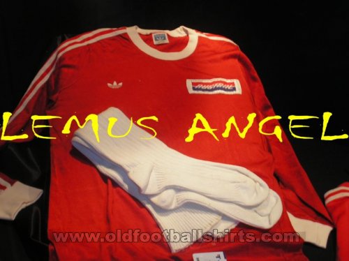 Argentinos Juniors Home football shirt 1979 - 1980