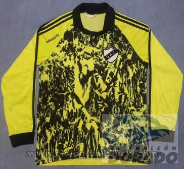 Quilmes Goalkeeper football shirt 1992 - 1993