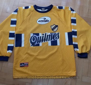 Quilmes Goalkeeper football shirt 2000