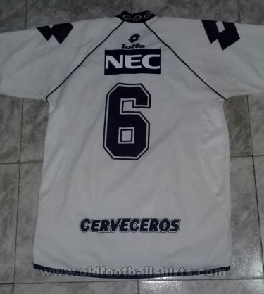 Quilmes Home baju bolasepak 2003 - 2004