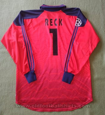 FC Schalke 04 Goalkeeper football shirt 2001 - 2002