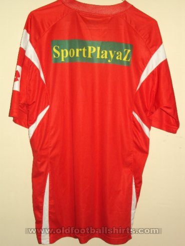 August Town FC Home camisa de futebol (unknown year)