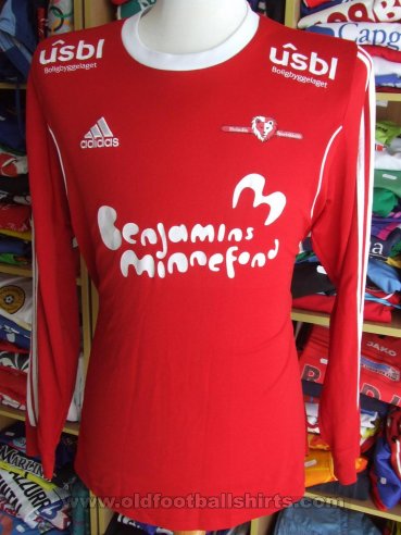 Holmlia FK Home football shirt (unknown year)