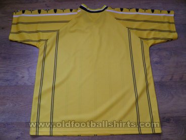 Arminia Bielefeld Away football shirt (unknown year)