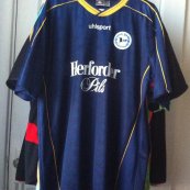 Third football shirt 2000 - 2001