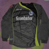 Goalkeeper football shirt (unknown year)