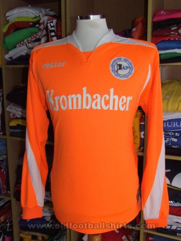 Arminia Bielefeld Goalkeeper football shirt (unknown year)