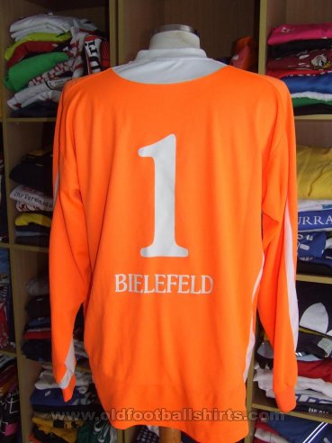 Arminia Bielefeld Goalkeeper football shirt (unknown year)
