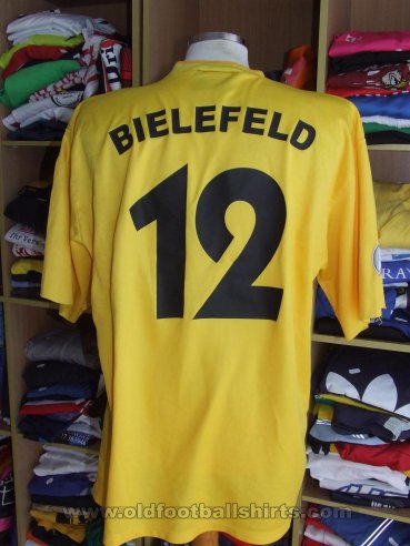 Arminia Bielefeld Goalkeeper football shirt (unknown year)
