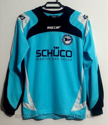 Arminia Bielefeld Goalkeeper football shirt 2010 - 2011