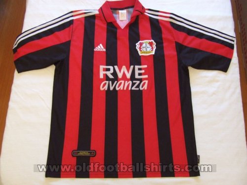 Bayer 04 Leverkusen Home football shirt 2001 - 2002
