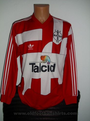 Bayer 04 Leverkusen Home football shirt 1992 - 1993