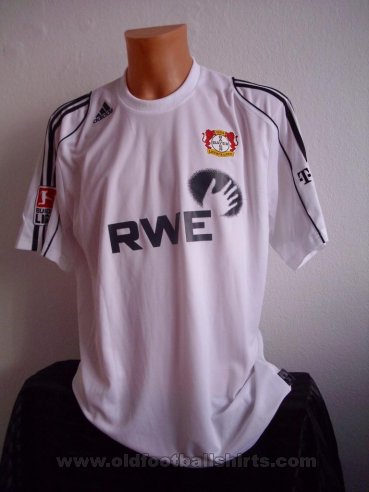 Bayer 04 Leverkusen Third football shirt 2006 - 2007
