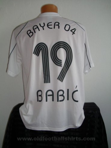 Bayer 04 Leverkusen Third football shirt 2006 - 2007