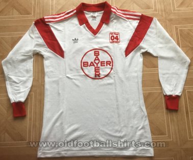 Bayer 04 Leverkusen Away football shirt 1986 - 1987