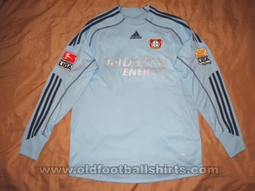 Bayer 04 Leverkusen Goalkeeper football shirt 2009 - 2010