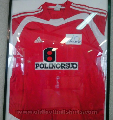 Avoine OCC Home football shirt 2004 - 2005