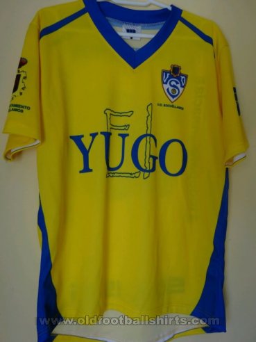 UD Socuéllamos Away football shirt (unknown year)