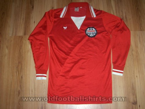 Eintracht Frankfurt Home football shirt 1978 - 1979