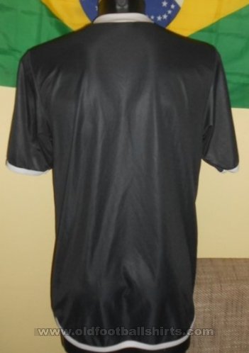 Eintracht Frankfurt Third football shirt 2005 - 2006