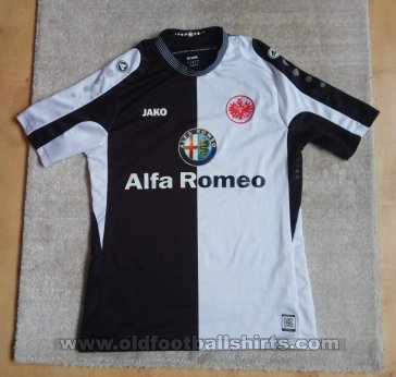 Eintracht Frankfurt Away football shirt 2013 - 2014