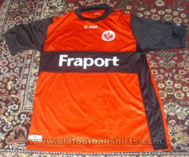 Eintracht Frankfurt Home football shirt 2004 - 2005
