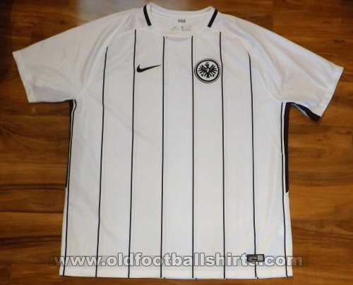 Eintracht Frankfurt Home football shirt 2017 - 2018