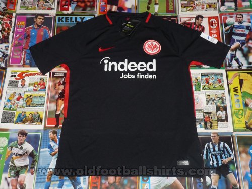 Eintracht Frankfurt Away football shirt 2017 - 2018