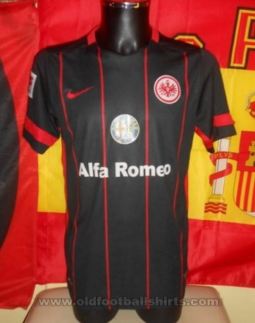 Eintracht Frankfurt Home football shirt 2015 - 2016