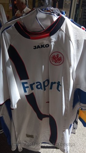 Eintracht Frankfurt Away football shirt 2008 - 2011