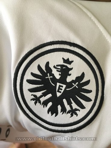 Eintracht Frankfurt Home football shirt 2022 - 2023